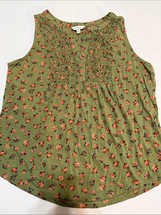 Lucky Brand Tops - Lucky Brand Olive Green Floral Smocked Sleeveless Top L New Without Tag